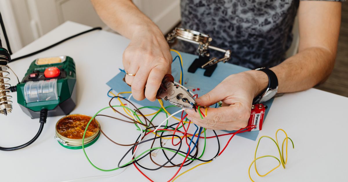 What electrical work really costs on the Costa del Sol